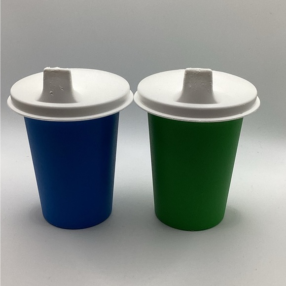 VINTAGE Tupperware Sippy Bell Tumblers 7 oz. Cup 109 & Sipper Seal - Picture 1 of 3